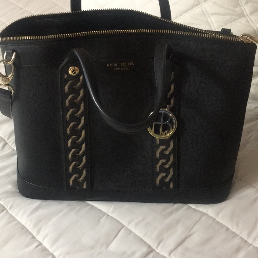 Henri Bendel bag